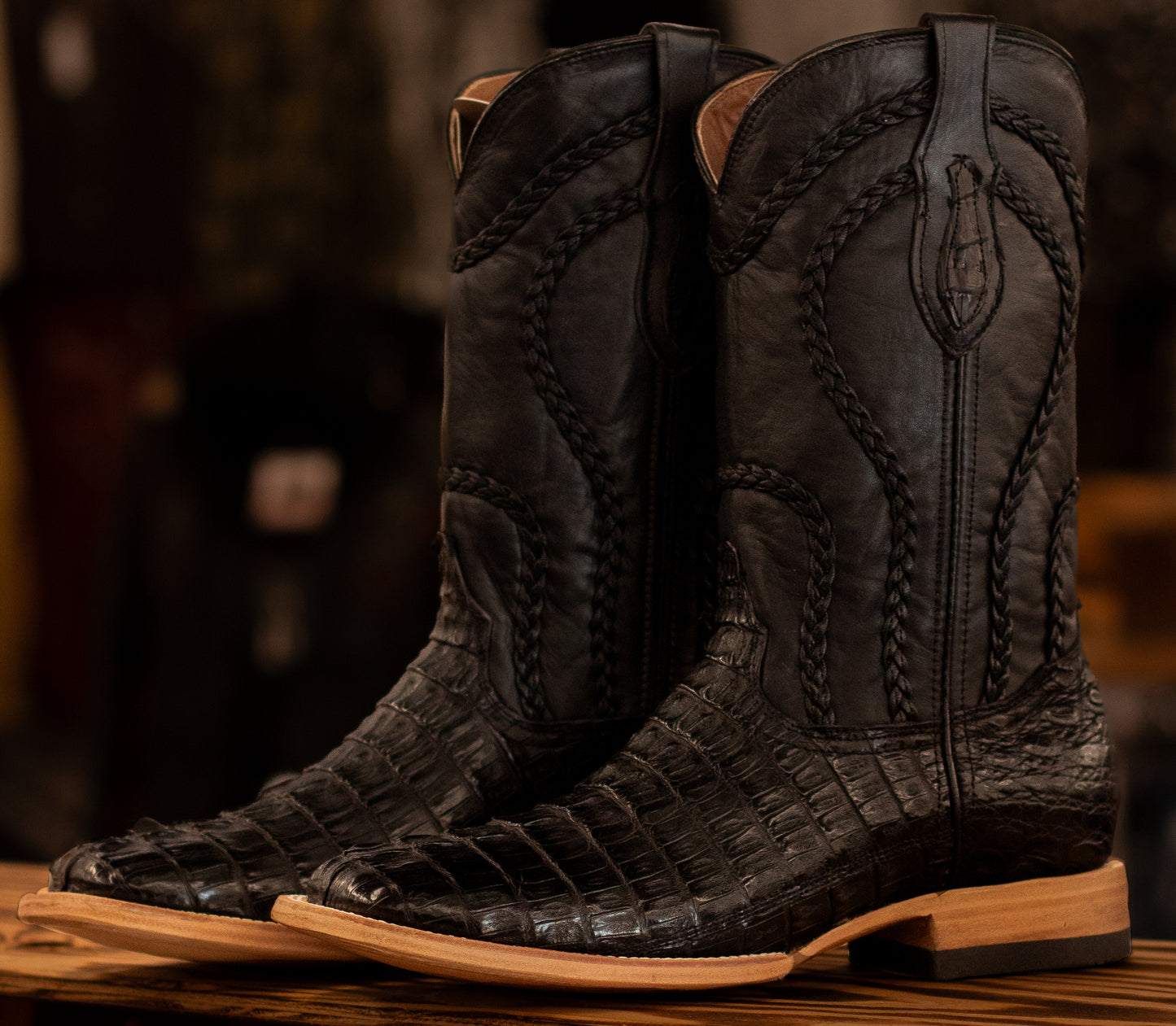 United Caiman Square Toe